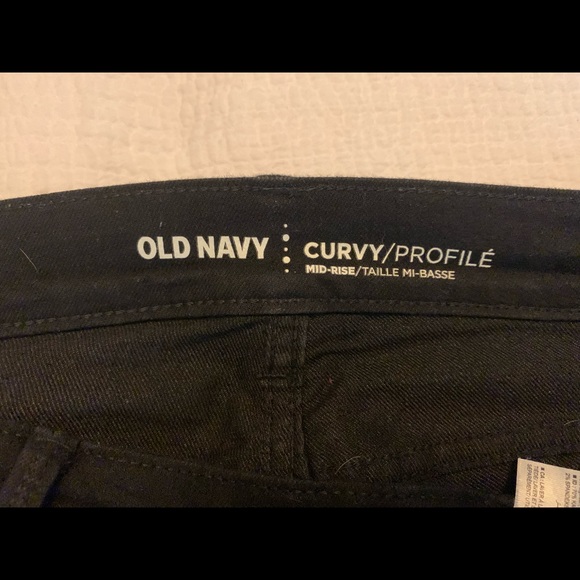 Old Navy Black Curvy Straight Leg Jeans - Picture 3 of 4